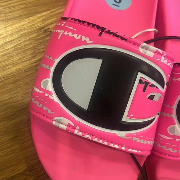 Champion neon pink slides sandals bright slip on size 6 New - Picture 2 of 4